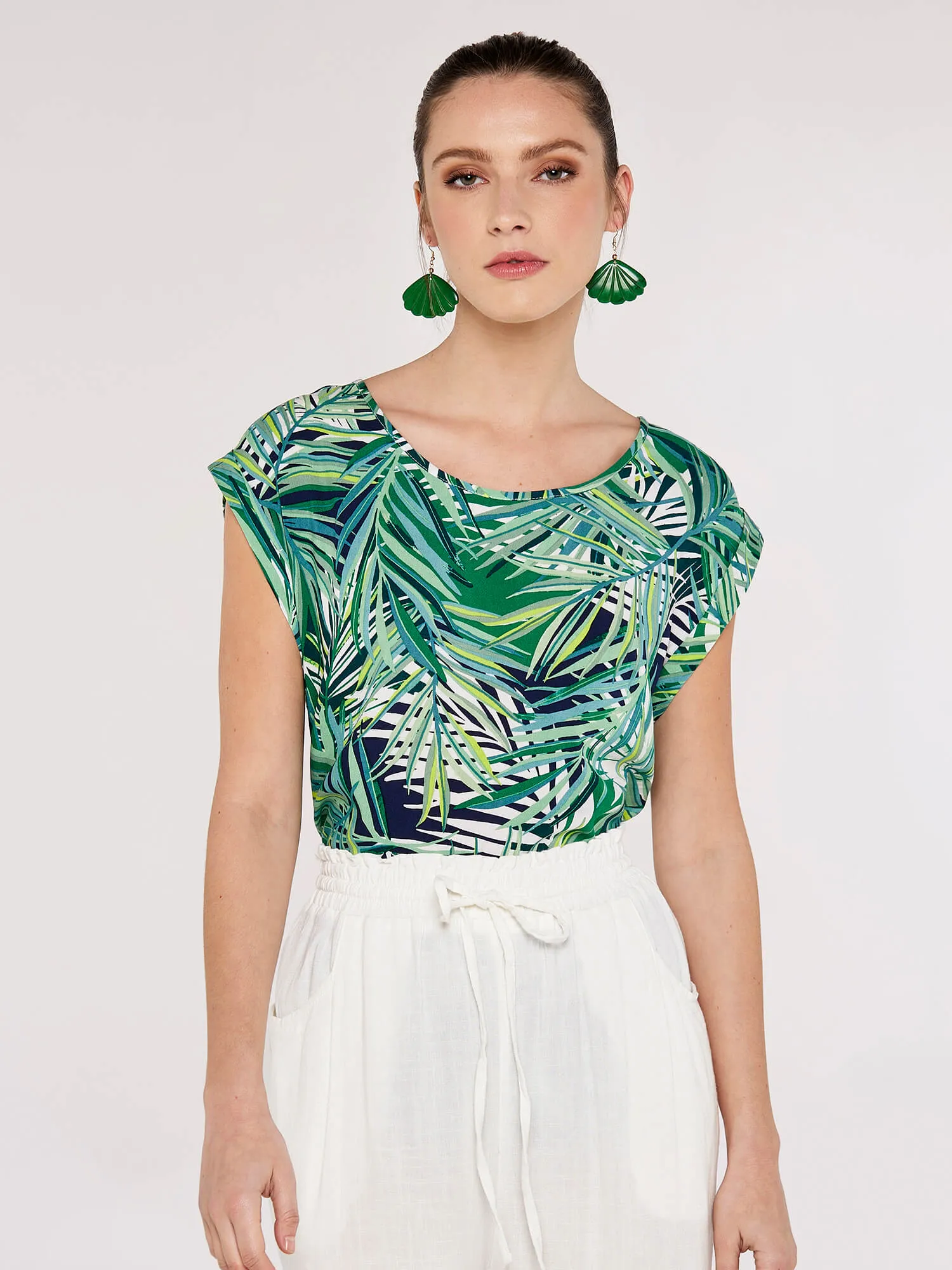 APRICOT - Layered Tropical Turn Up Tee - 722170 - FINAL SALE