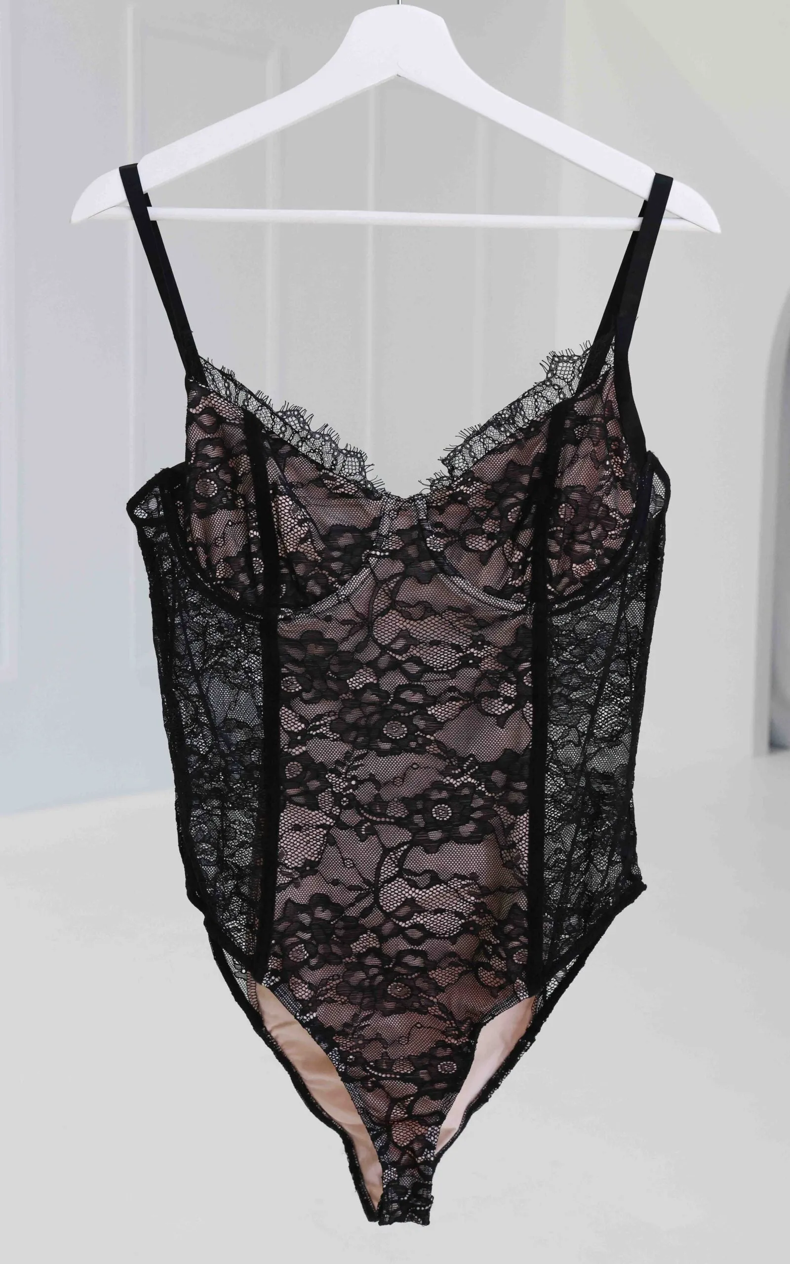 Billie Lace Bodysuit - Black Nude