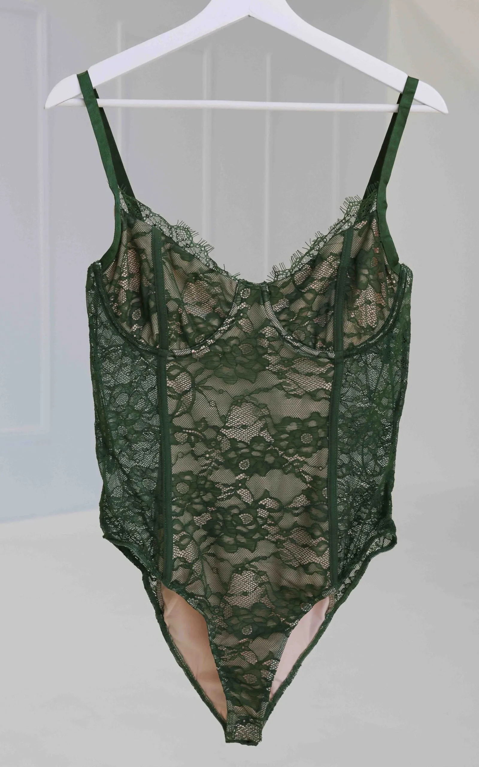 Billie Lace Bodysuit - Emerald Nude