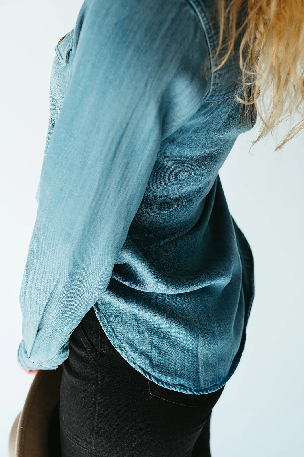 Collie Chambray Top