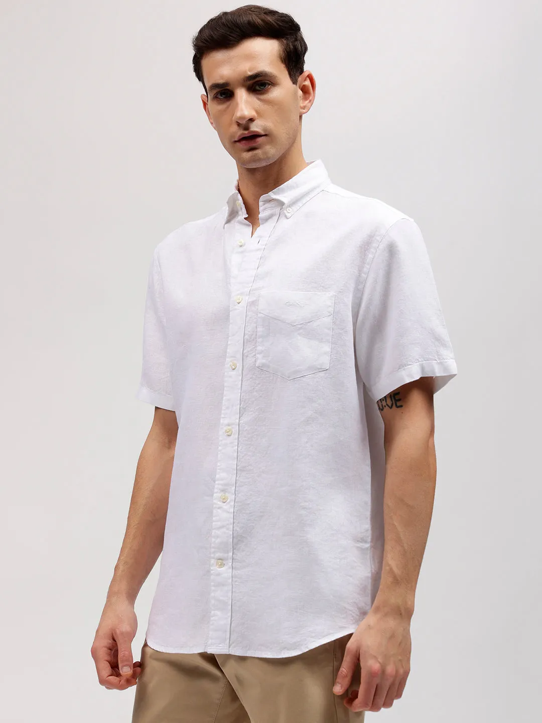 Gant Men White Solid Button-down Collar Short Sleeves Linen Shirt