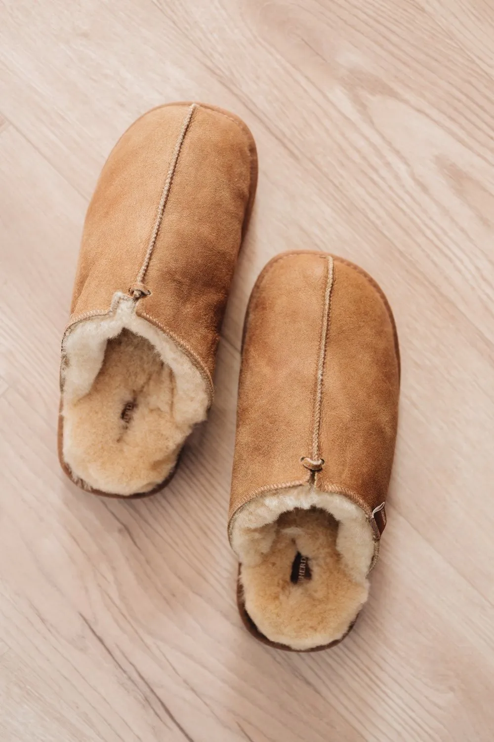 HUGO Men's Sheepskin Slippers | Shepherd of Sweden