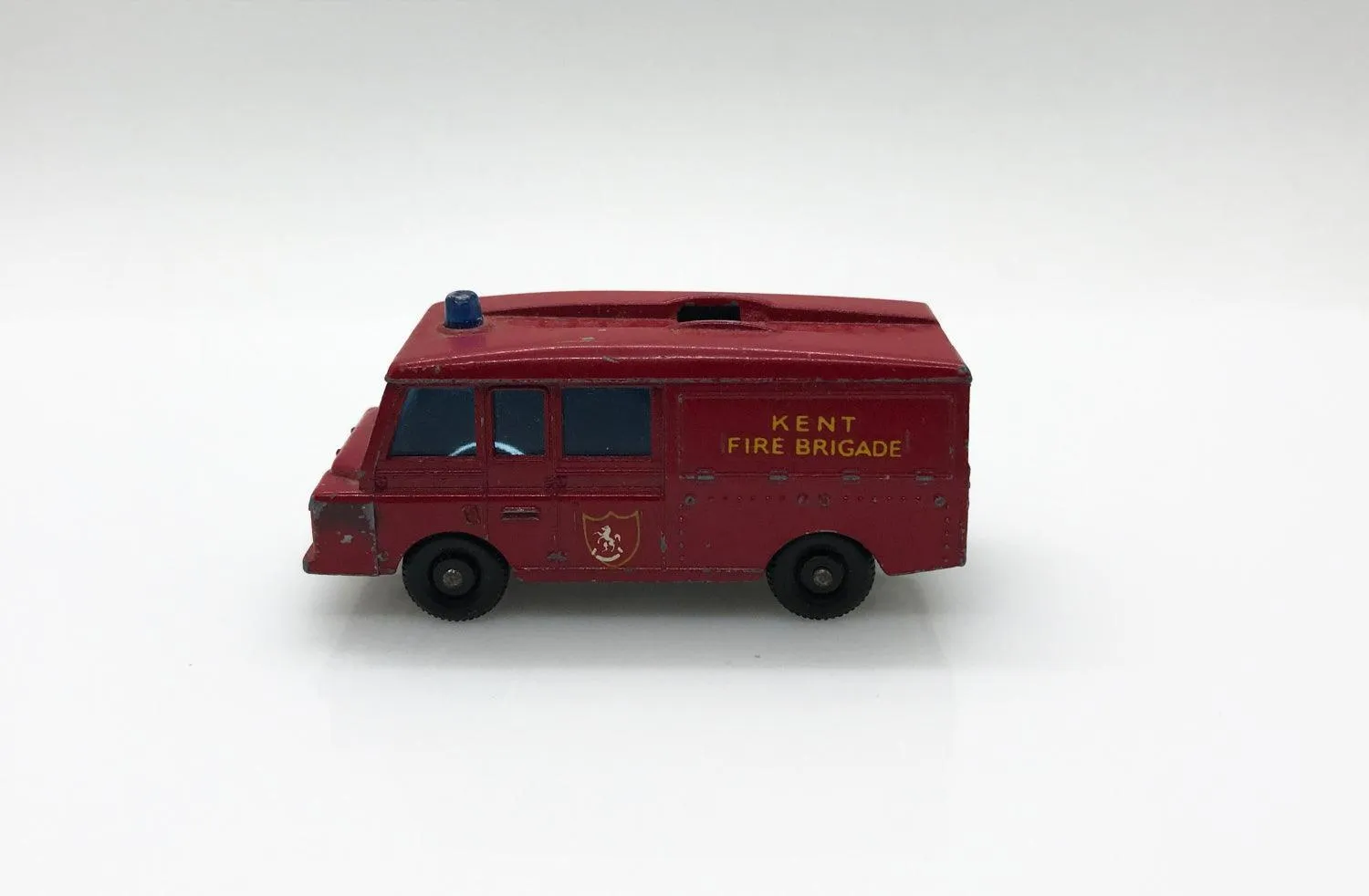 Matchbox Lesney Land Rover Fire Truck No. 57 (1966-70)