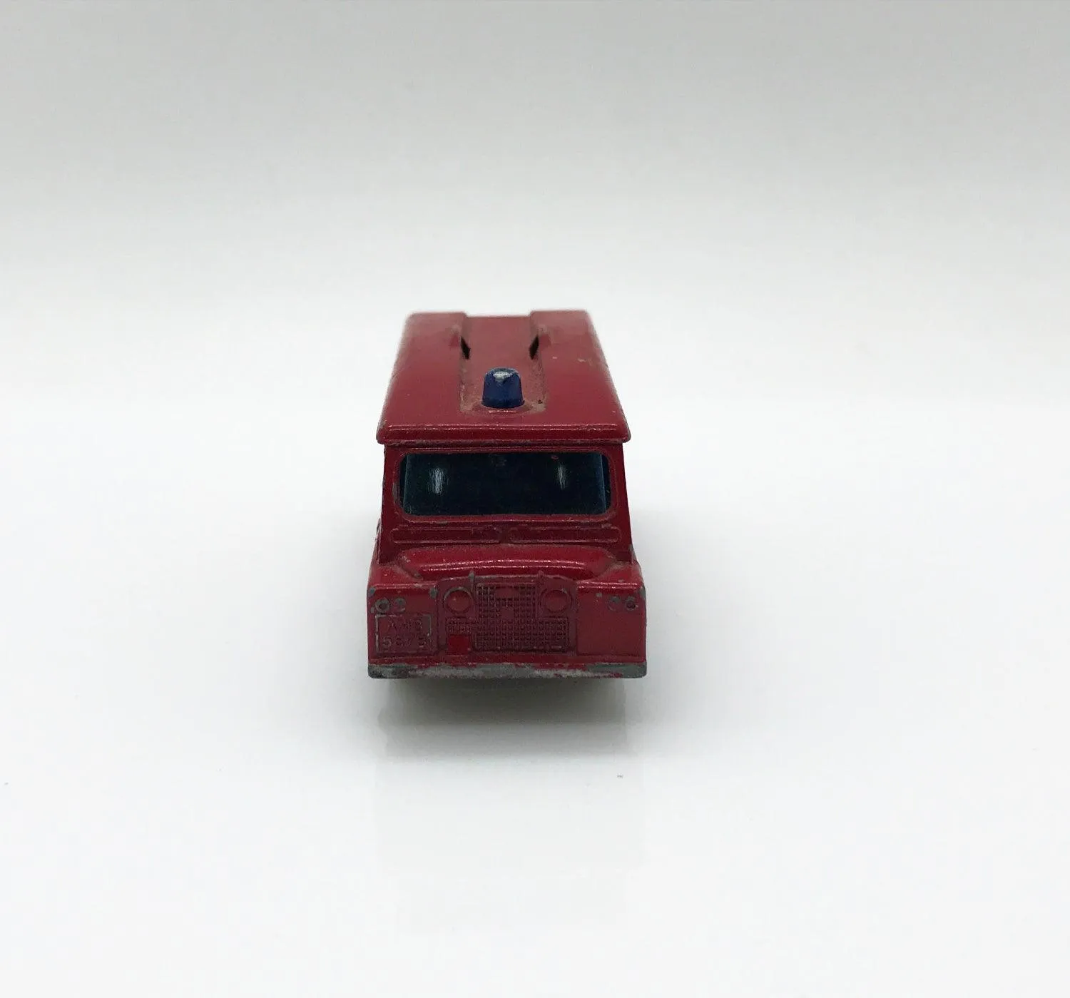 Matchbox Lesney Land Rover Fire Truck No. 57 (1966-70)