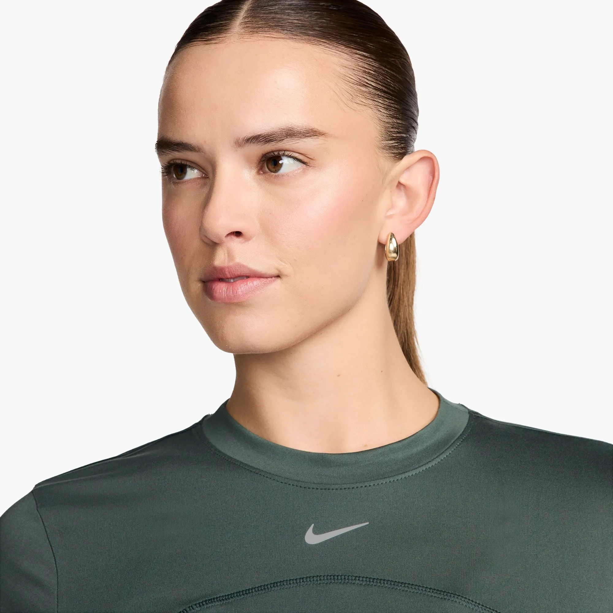 Nike Women's Dri-FIT Swift Element UV Crew-Neck Running Top