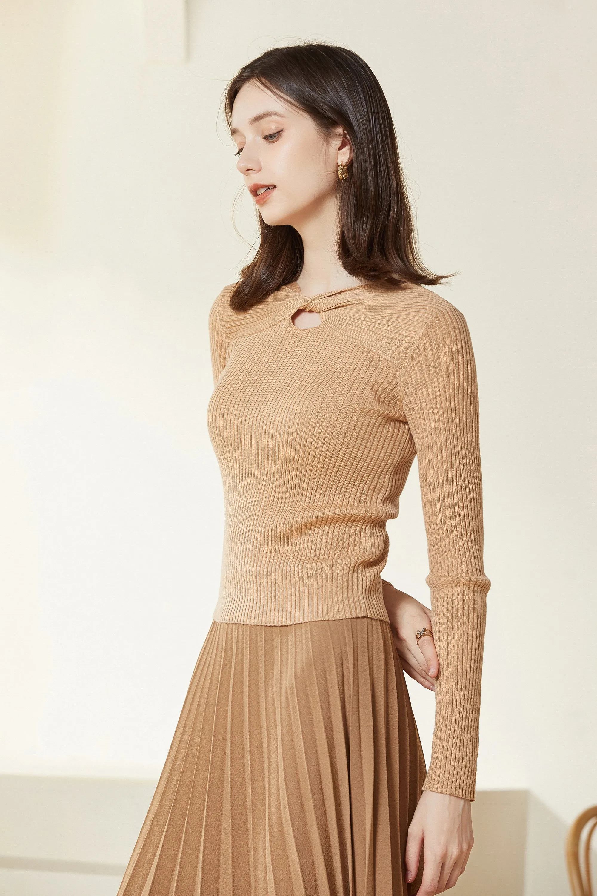 Sylphide | Dinah Khaki Cut Out Wool Sweater