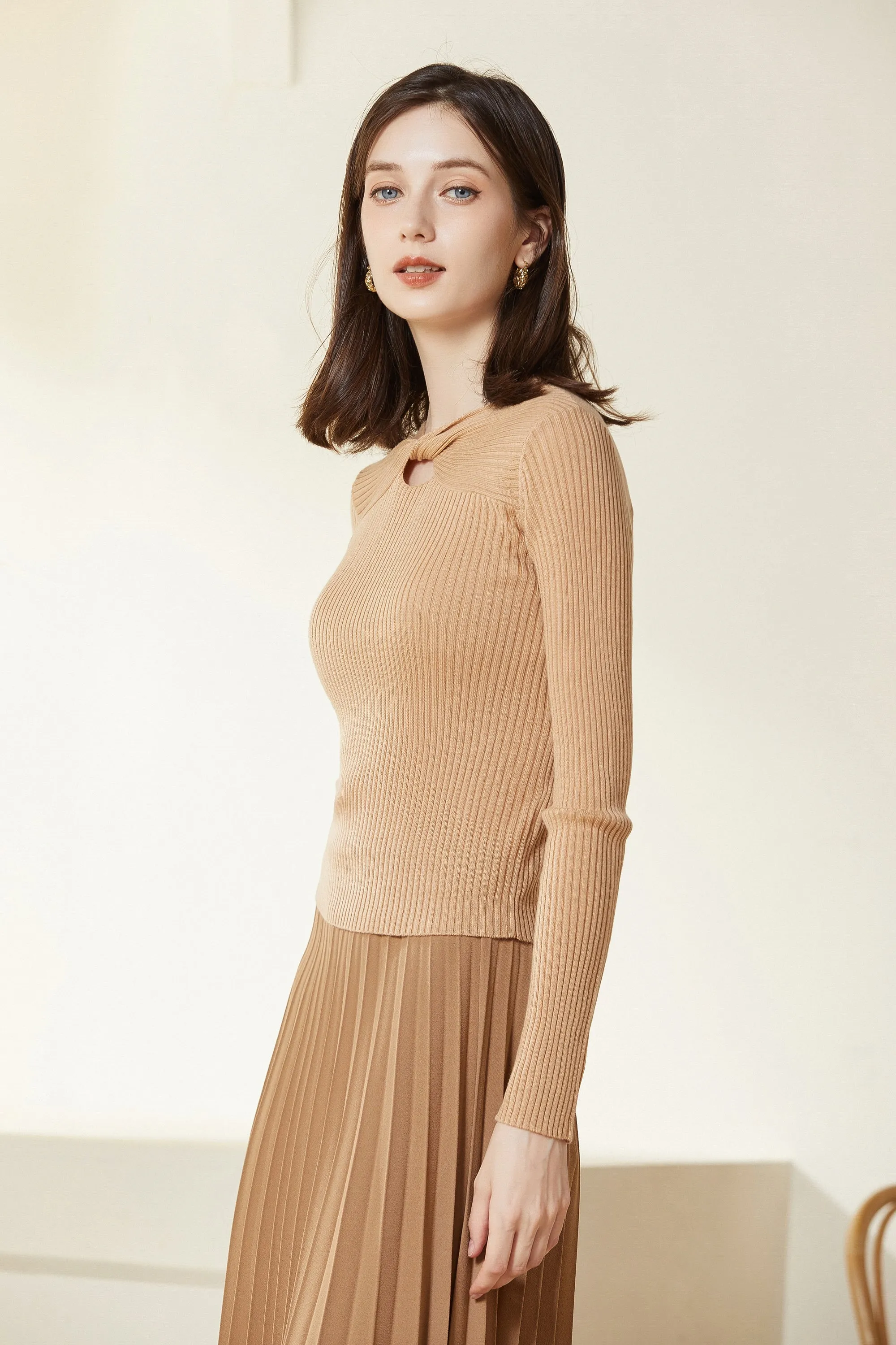 Sylphide | Dinah Khaki Cut Out Wool Sweater